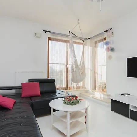 Shortstaypoland Aleja Rzeczypospolitej Apartment *