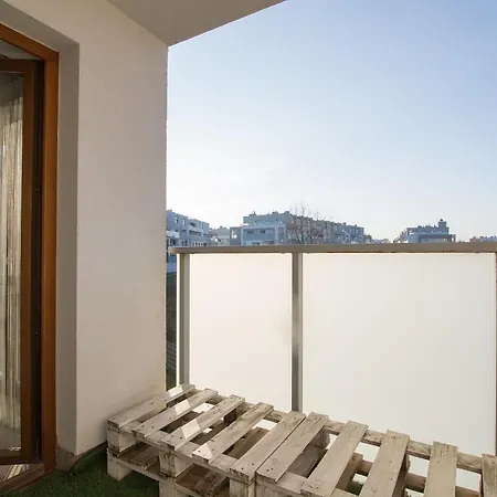 Apartment Shortstaypoland Aleja Rzeczypospolitej